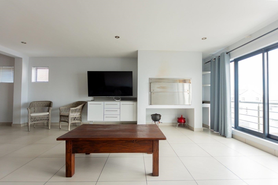 5 Bedroom Property for Sale in Calypso Beach Western Cape